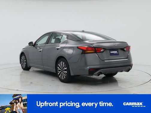 Gray 2023 Nissan Altima SV
