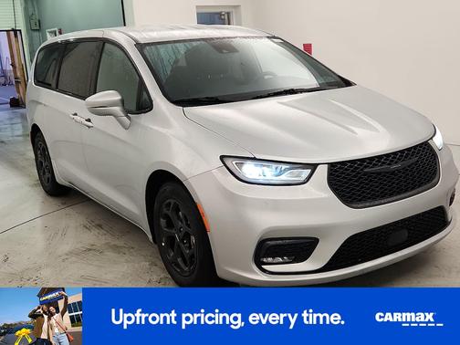 2022 Chrysler Pacifica Hybrid Touring L