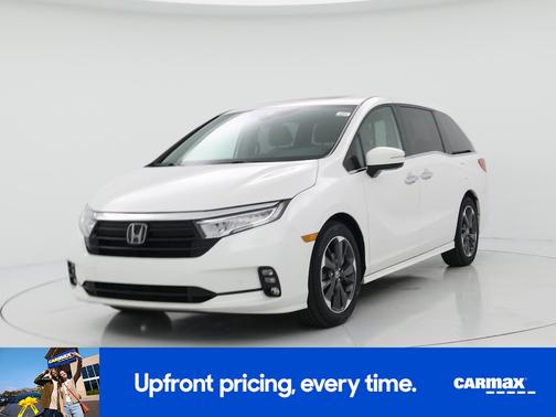 White 2023 Honda Odyssey Elite