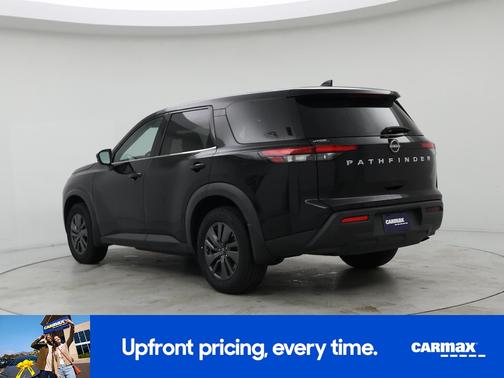2022 Nissan Pathfinder S