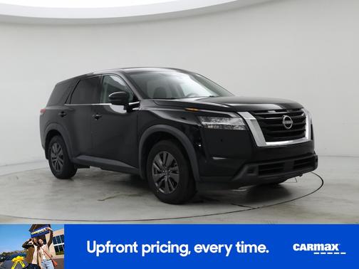 2022 Nissan Pathfinder S