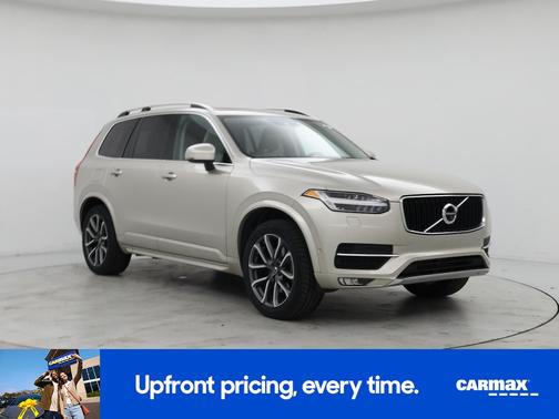 2017 Volvo XC90 T6 Momentum