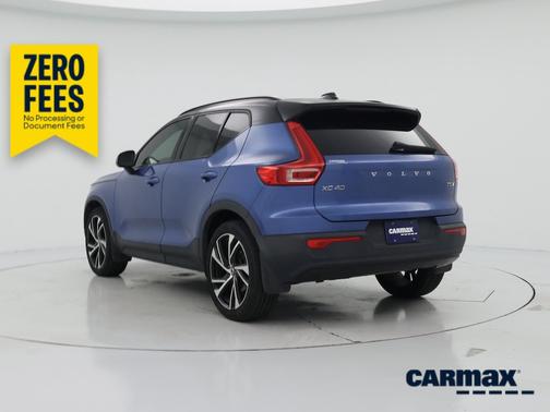 Blue 2021 Volvo XC40 T5 R-Design