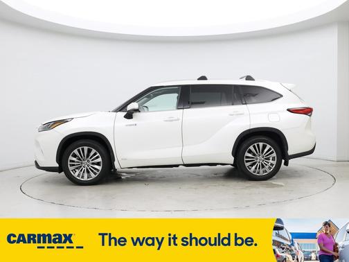 2021 Toyota Highlander Hybrid Platinum