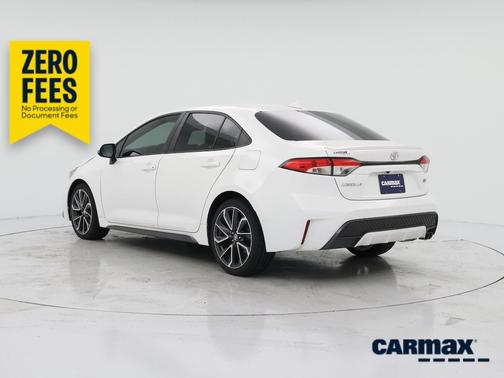 White 2020 Toyota Corolla SE