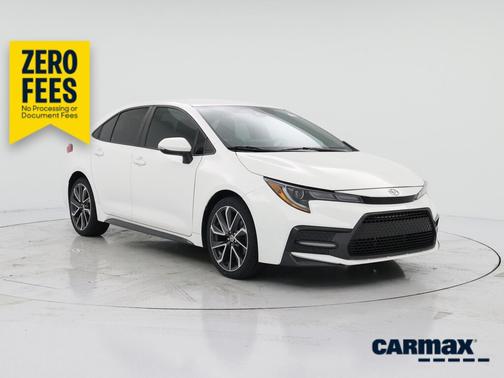 White 2020 Toyota Corolla SE