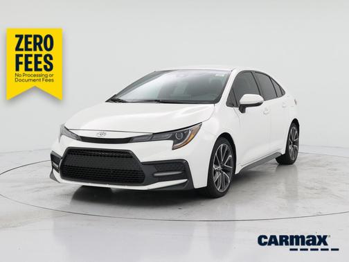 White 2020 Toyota Corolla SE