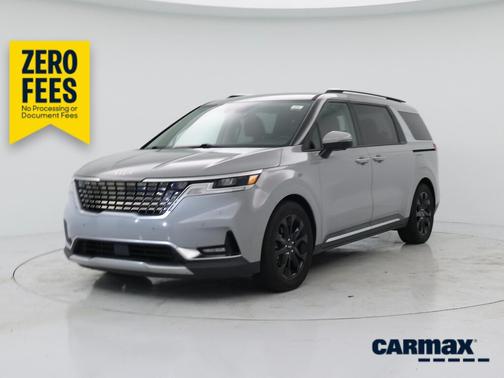 Gray 2022 Kia Carnival SX