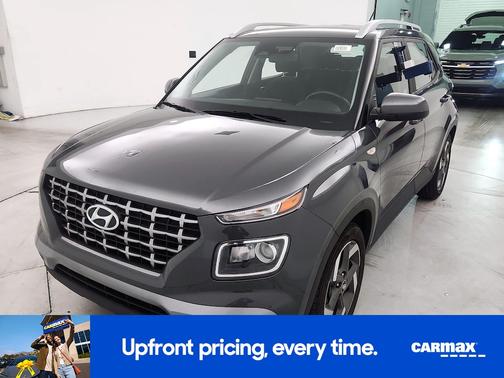 2024 Hyundai VENUE SEL