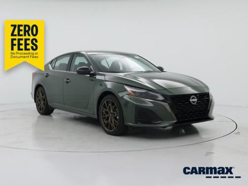 Green 2025 Nissan Altima SR