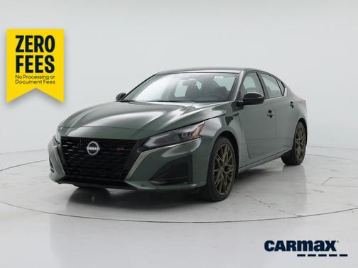 Green 2025 Nissan Altima SR