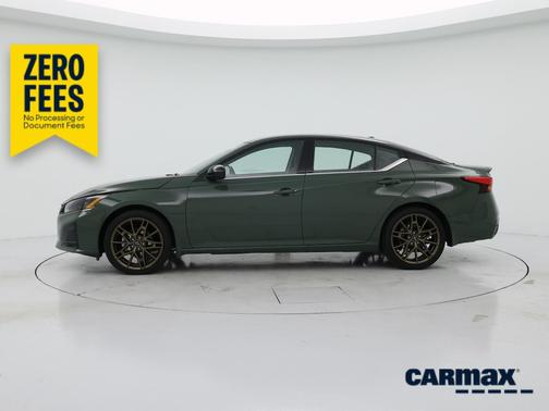 Green 2025 Nissan Altima SR