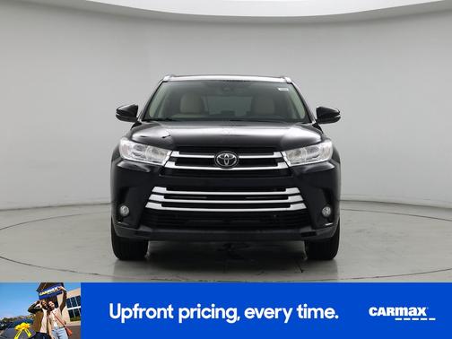Black 2019 Toyota Highlander XLE
