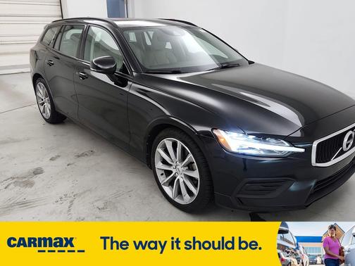2020 Volvo V60 T5 Momentum