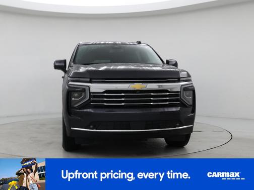 2025 Chevrolet Suburban LT