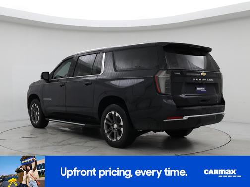 2025 Chevrolet Suburban LT