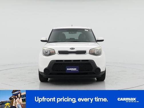 White 2015 Kia Soul
