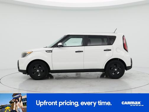 White 2015 Kia Soul