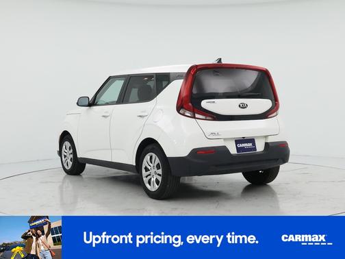 White 2021 Kia Soul LX