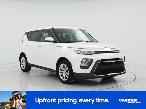 White 2021 Kia Soul LX