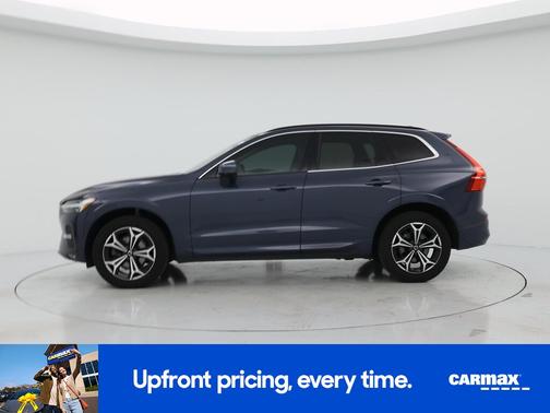Blue 2022 Volvo XC60 B5 Momentum