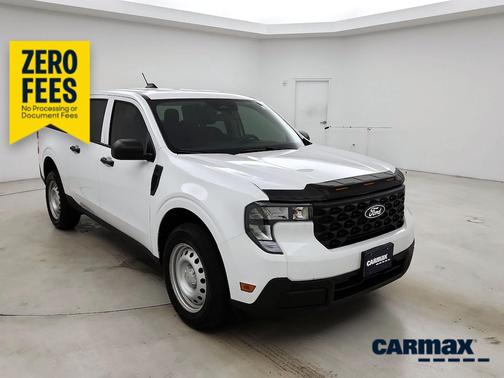 White 2025 Ford Maverick XL