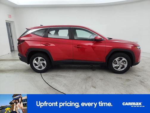 2023 Hyundai TUCSON SE