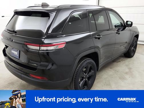 Black 2023 Jeep Grand Cherokee Limited