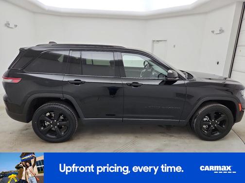 Black 2023 Jeep Grand Cherokee Limited