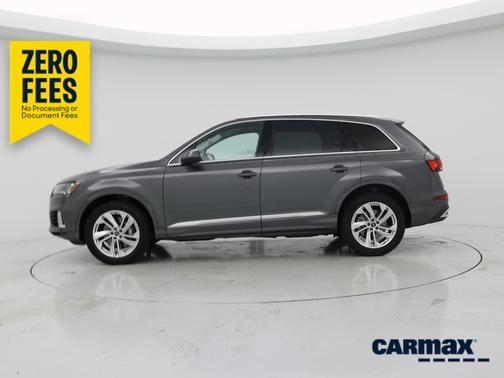 Gray 2023 Audi Q7 Prestige