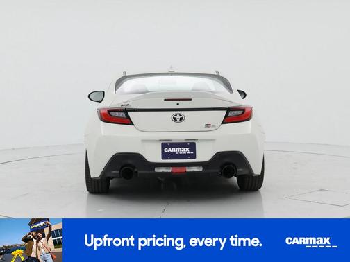 White 2023 Toyota GR86 Premium