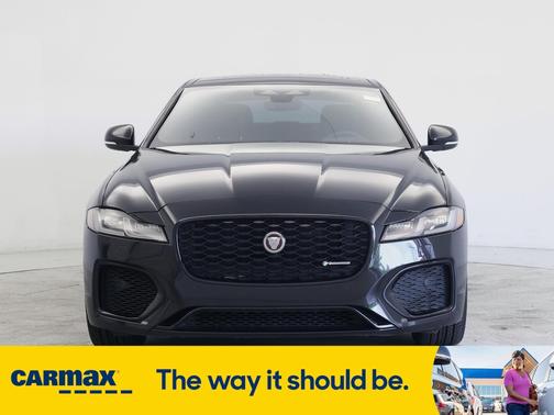 2022 Jaguar XF R-Dynamic SE
