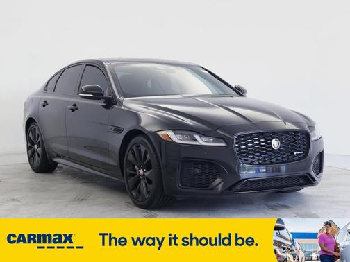 2022 Jaguar XF R-Dynamic SE
