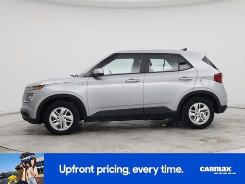 2022 Hyundai VENUE SE