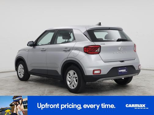 2022 Hyundai VENUE SE
