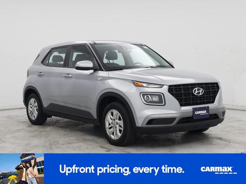 2022 Hyundai VENUE SE