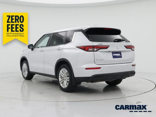 Pearl 2024 Mitsubishi Outlander ES