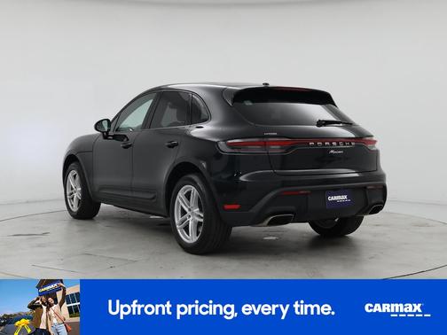 2022 Porsche Macan Base (PDK)