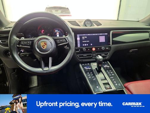 2023 Porsche Macan 