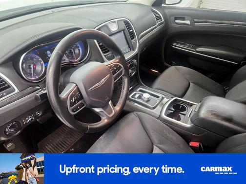 2019 Chrysler 300 Touring