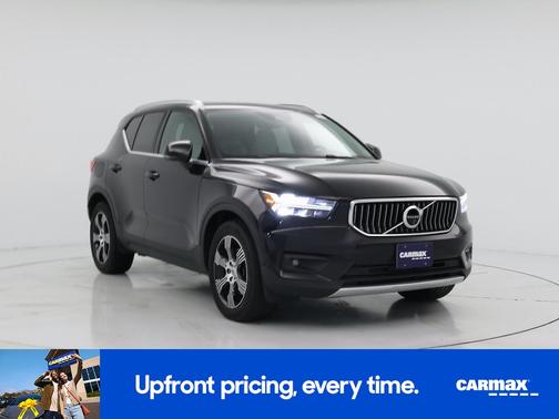 Black 2020 Volvo XC40 T5 Inscription