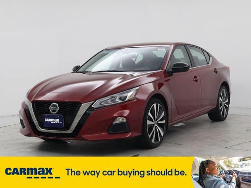 2022 Nissan Altima SR
