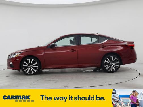 2022 Nissan Altima SR