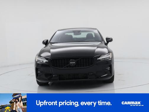 2024 Volvo S60 B5 Plus Black Edition
