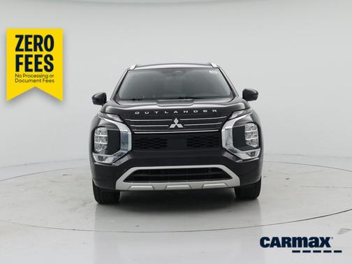 Black 2023 Mitsubishi Outlander SEL