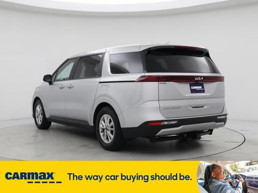2022 Kia Carnival LXS