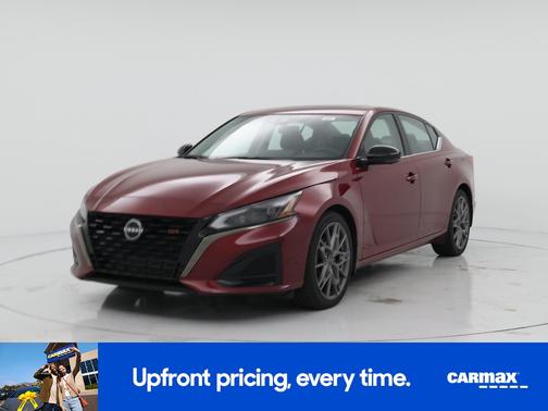 Red 2023 Nissan Altima SR