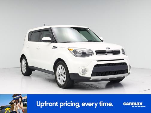 White 2019 Kia Soul +