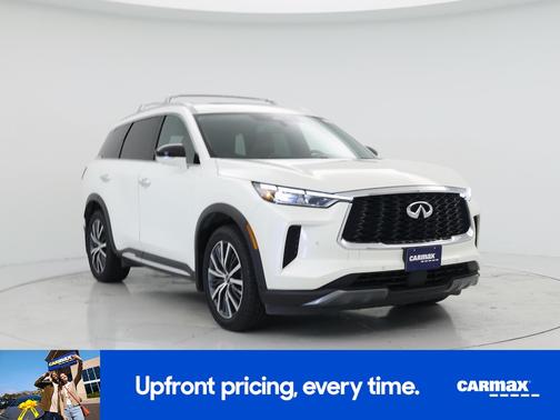 White 2023 INFINITI QX60 Sensory