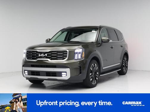Green 2023 Kia Telluride SX